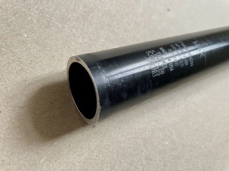 THOMSON sedlovka Elite černá 30,9mm, 410mm, offset 16mm