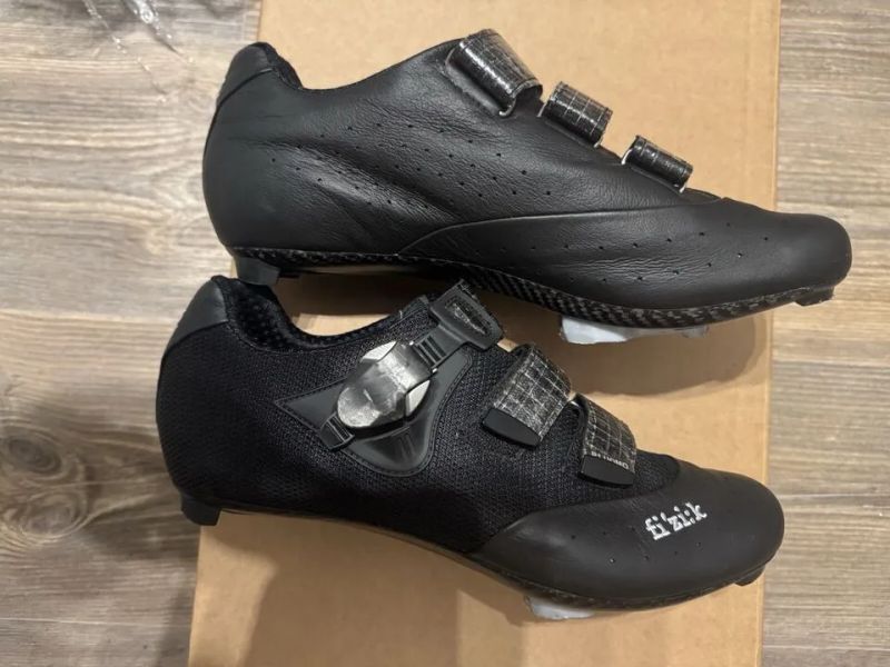 cyklistické silniční boty tretry Fizik R1 Uomo vel.44 