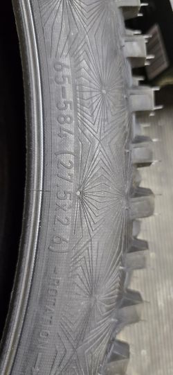 Kryptotal Re 27,5 x 2,6 a Kryptotal Fr 29 x 2,4 Mullet Continental