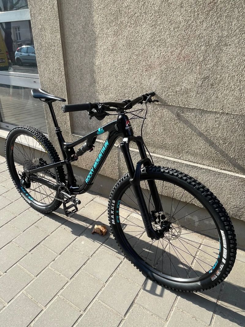 Rocky Mountain Instinct carbon