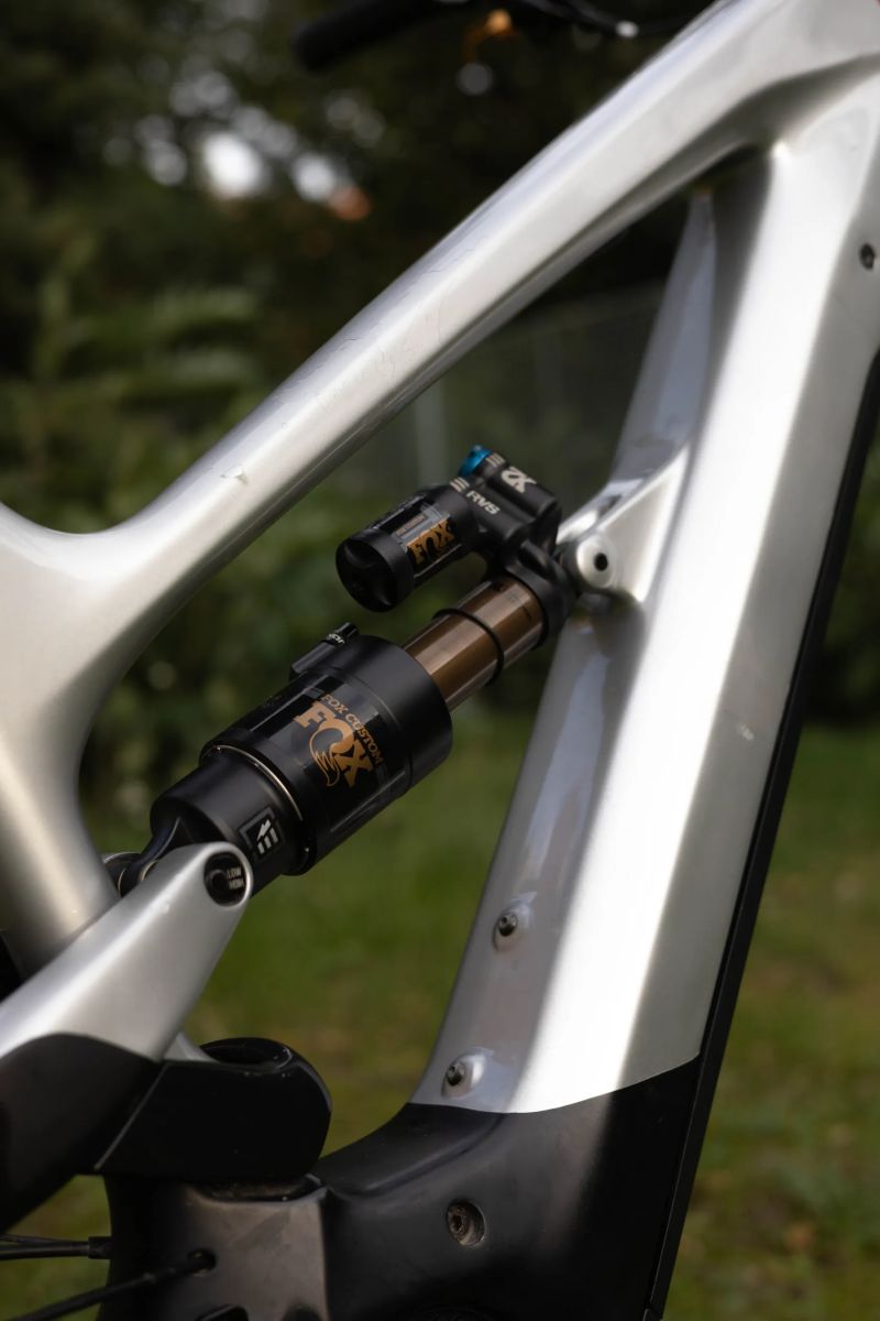 YT Industries Decoy CF Pro Race