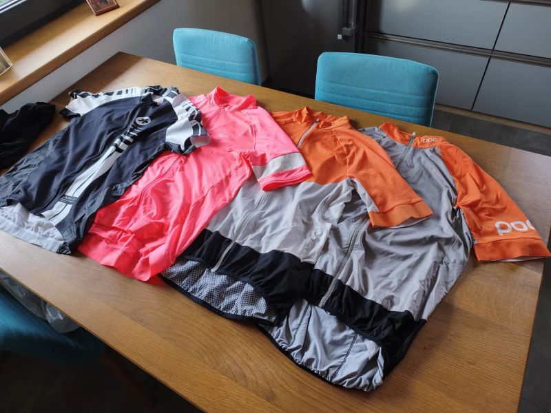 cyklo dresy POC, Rapha, CRAFT pro vel.L