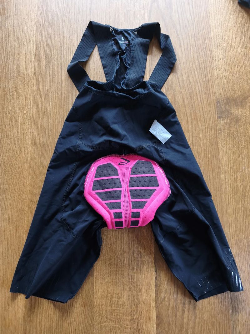 bibky cyklo kraťaasy s vložkou POC, SQlab, Ekoi, GIANT vel.L 