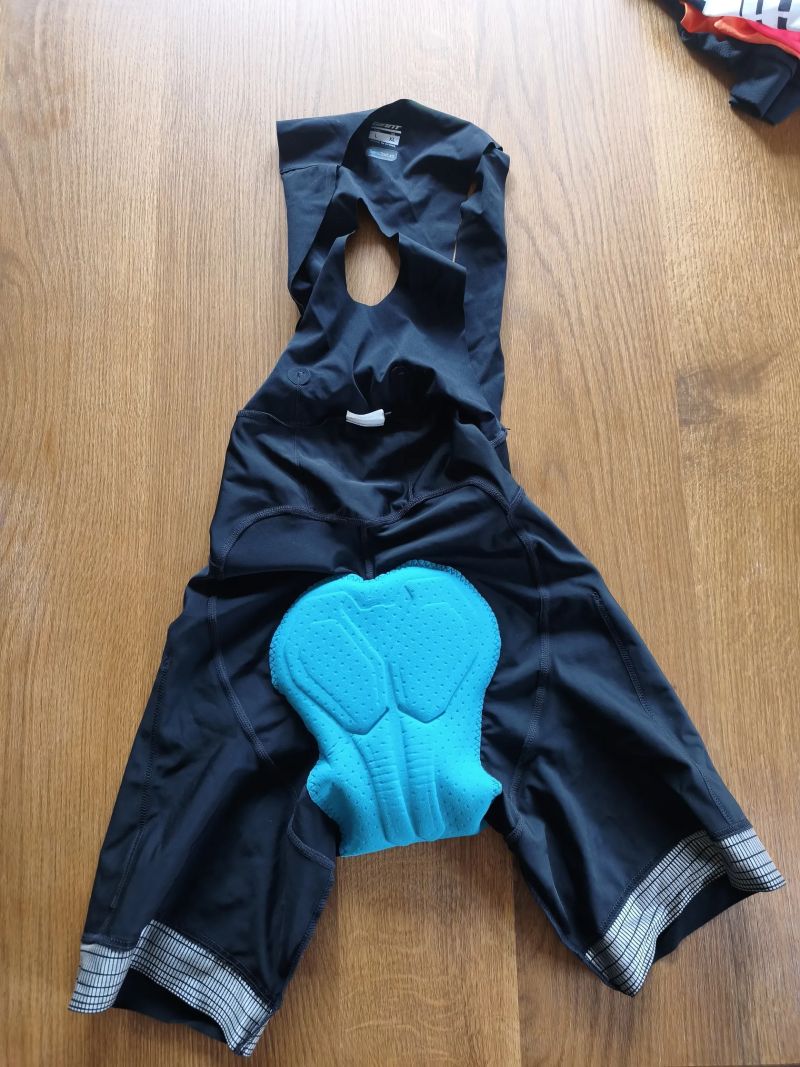 bibky cyklo kraťaasy s vložkou POC, SQlab, Ekoi, GIANT vel.L 