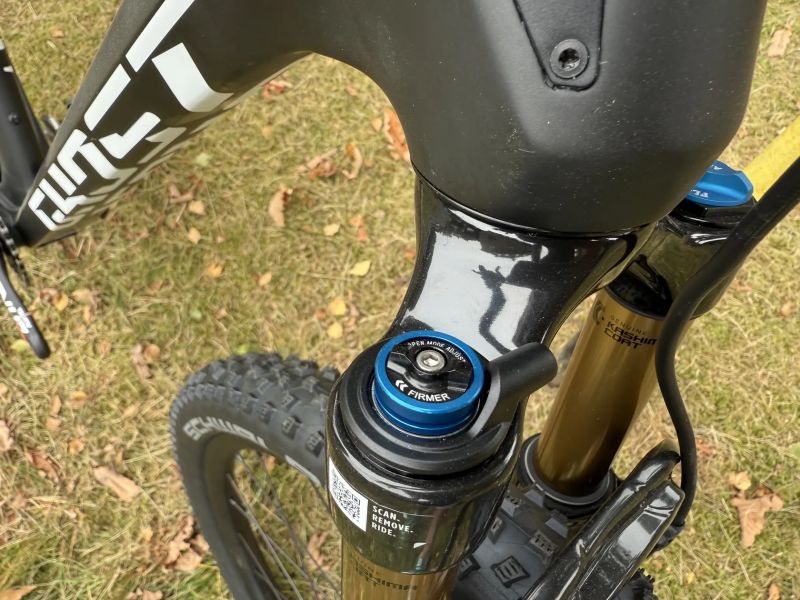 Ghost Lector PRO, nové, vel. M, model 2025, za 50% ceny !