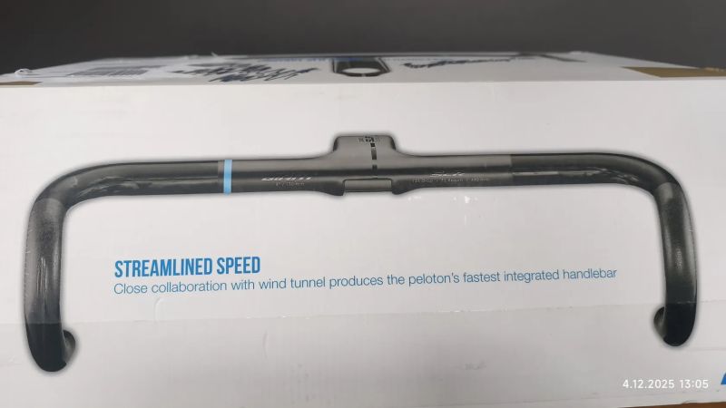 karbonová řidítka GIANT Contact SLR a EASTON EC70ax.