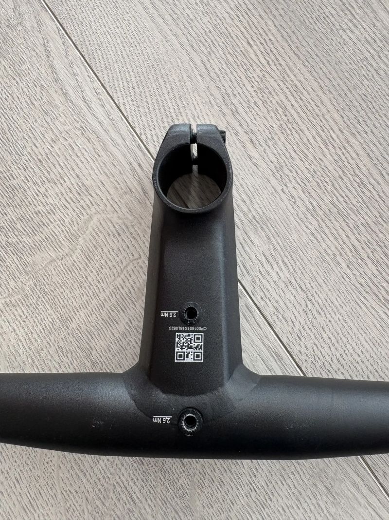 Rovná řidítka Canyon cocpit CP16 - 63 cm, 100 mm představec