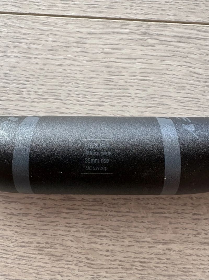 Rovná řidítka Canyon cocpit CP16 - 63 cm, 100 mm představec