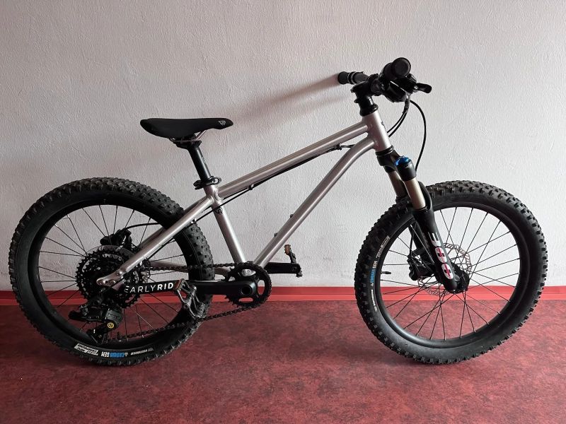 Early Rider Seeker 20