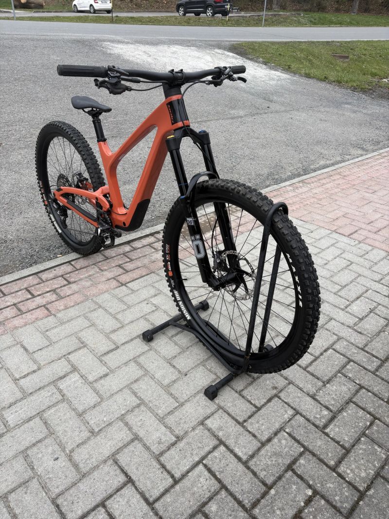 Bold Linkin 150 pro - vel. M