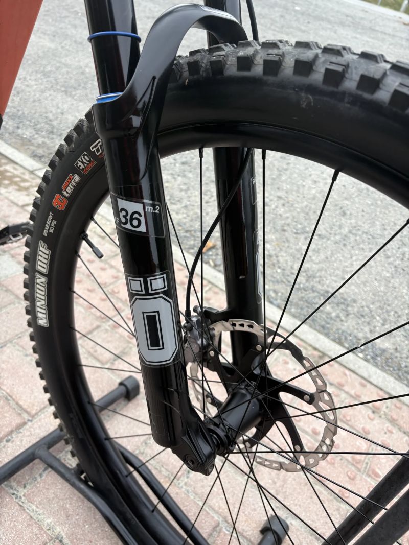 Bold Linkin 150 pro - vel. M