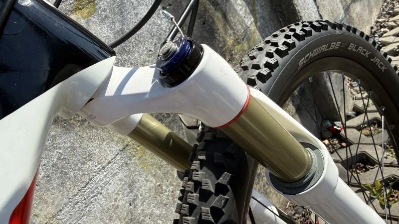 Cube Reaction GTC carbon 26"