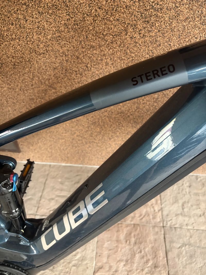 Cube Cube Stereo Hybrid 120 Race 750