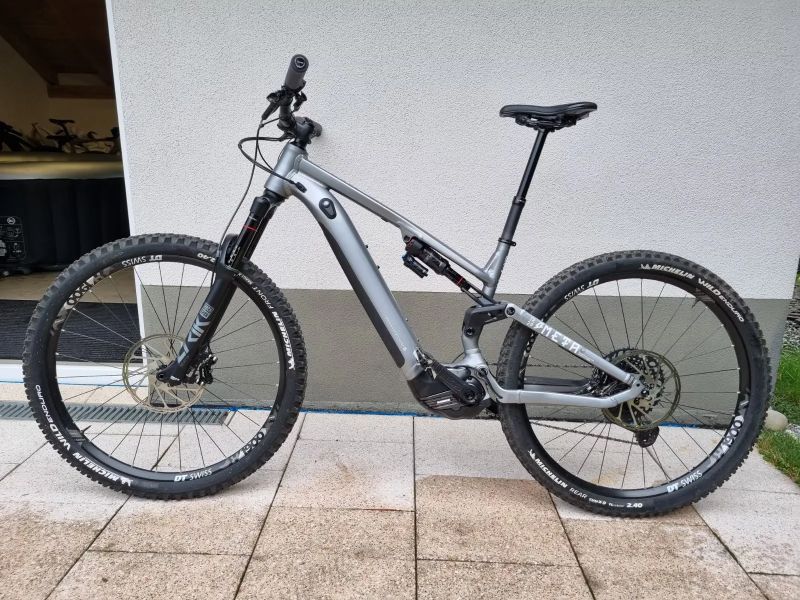 Commencal Meta Power TR Race