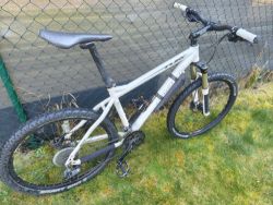 Horské kolo Carrera