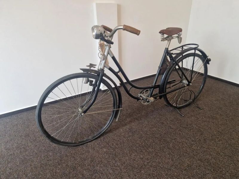 Historické dámské kolo České zbrojovky