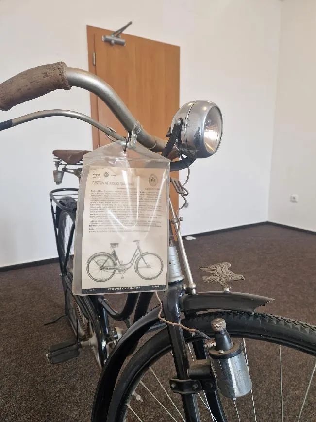 Historické dámské kolo České zbrojovky