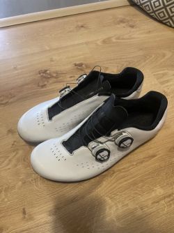 Northwave Revolution 3