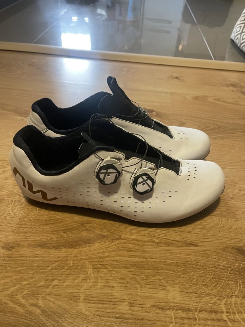 Northwave Revolution 3