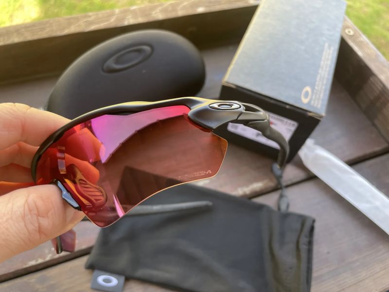 Oakley Radar EV vice variant 