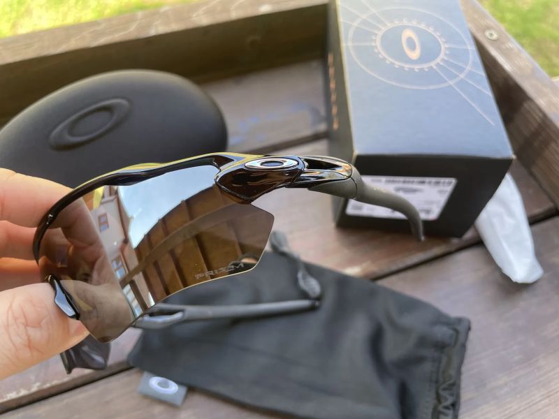Oakley Radar EV vice variant 