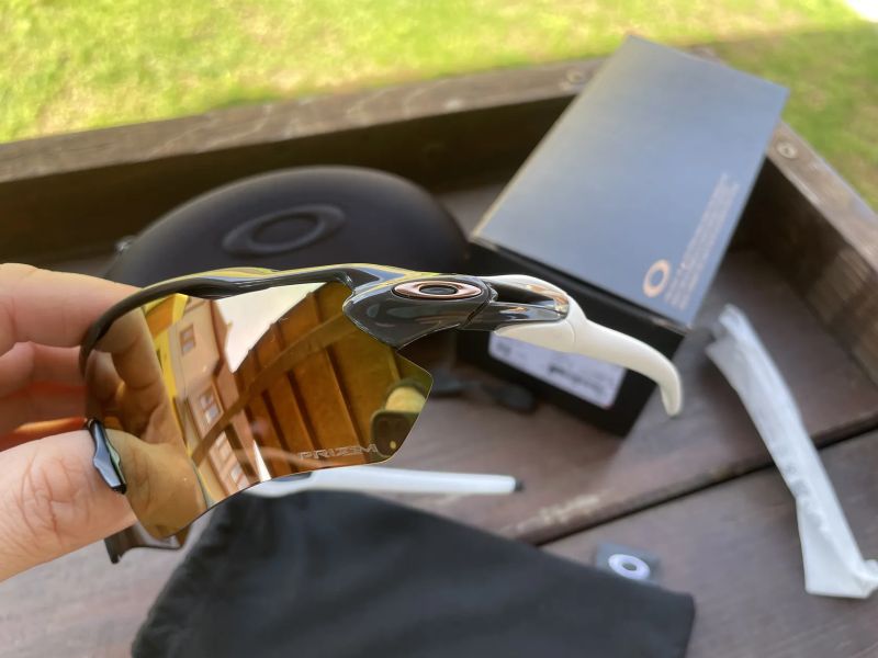 Oakley Radar EV vice variant 