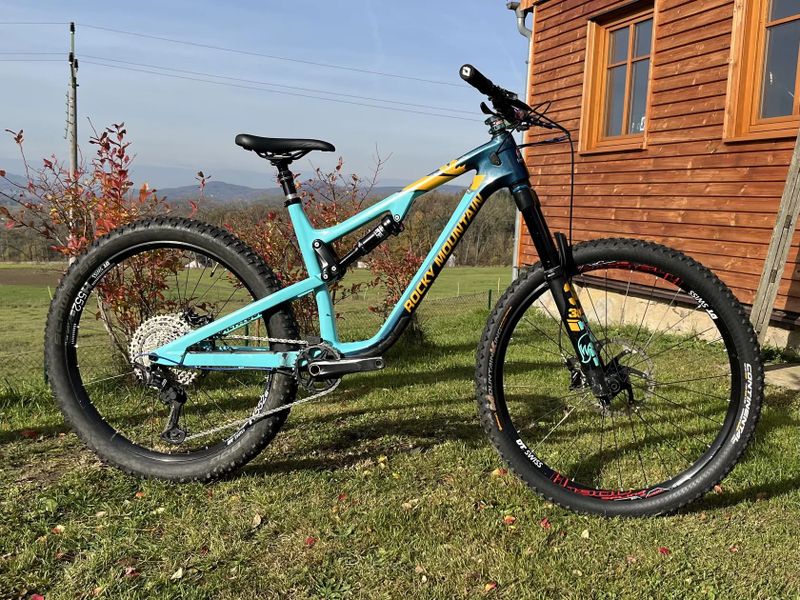 Rocky Mountain Altitude Carbon 50