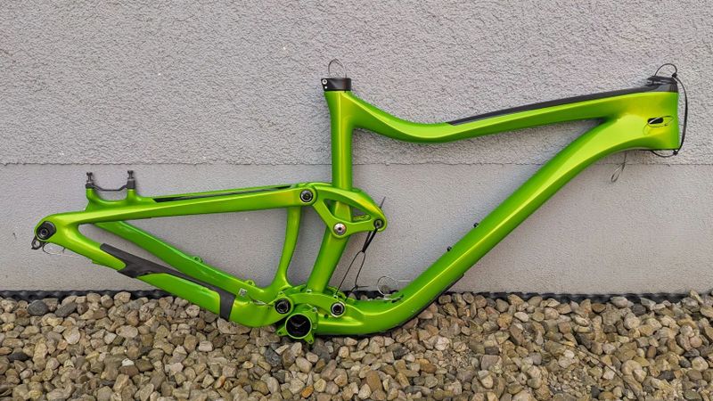 Rámová sada Giant Trance Advanced Pro 1 + tlumič + sedlovka