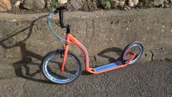 Koloběžka CRUSSIS ACTIVE 4.2 - 20"/16" (2021) – málo používaná