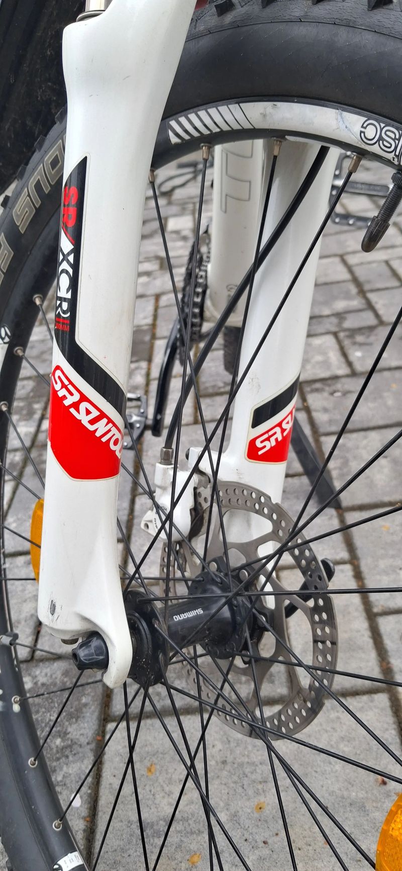 Trek 4900