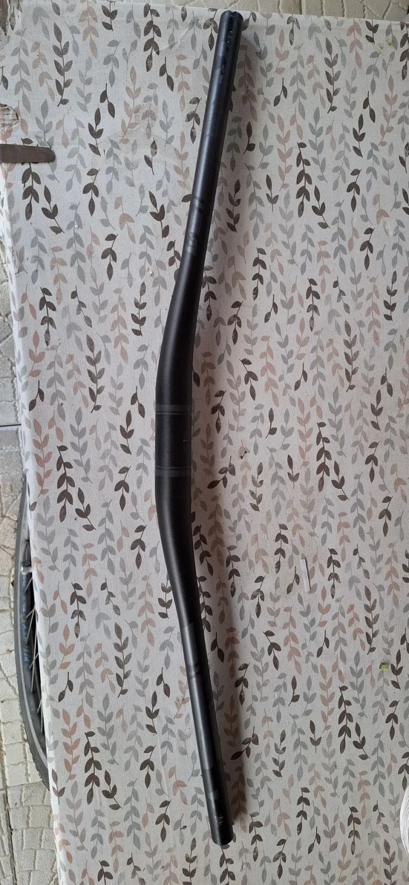 Prodám Řidítka Pivot Cycles průměr 35mm, 800mm délka