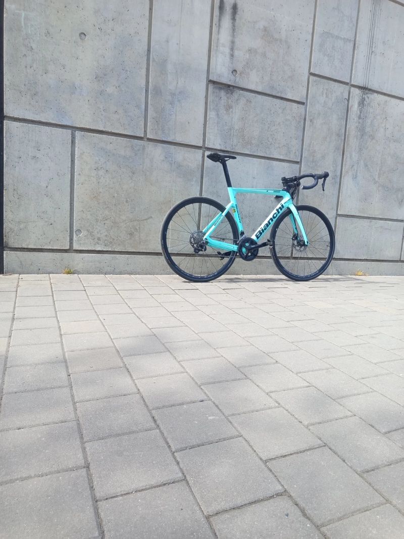 silniční karbonové kolo Bianchi Aria Disc