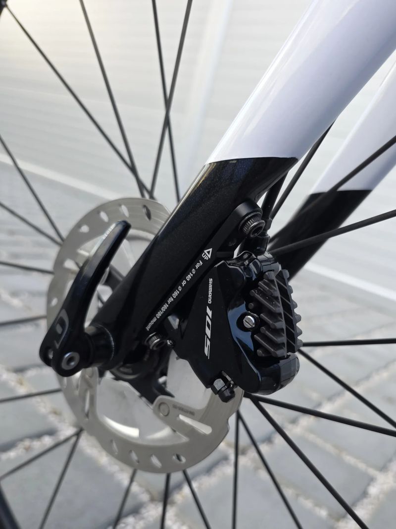 Silniční kolo Stevens Comet Disc 105 – velikost 54cm (M)