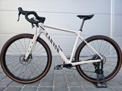 Gravel Canyon Grizl 6 Apex 2024 velikost M / Top stav