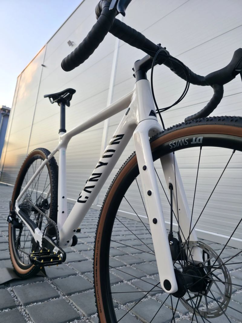 Gravel Canyon Grizl 6 Apex 2024 velikost M / Top stav