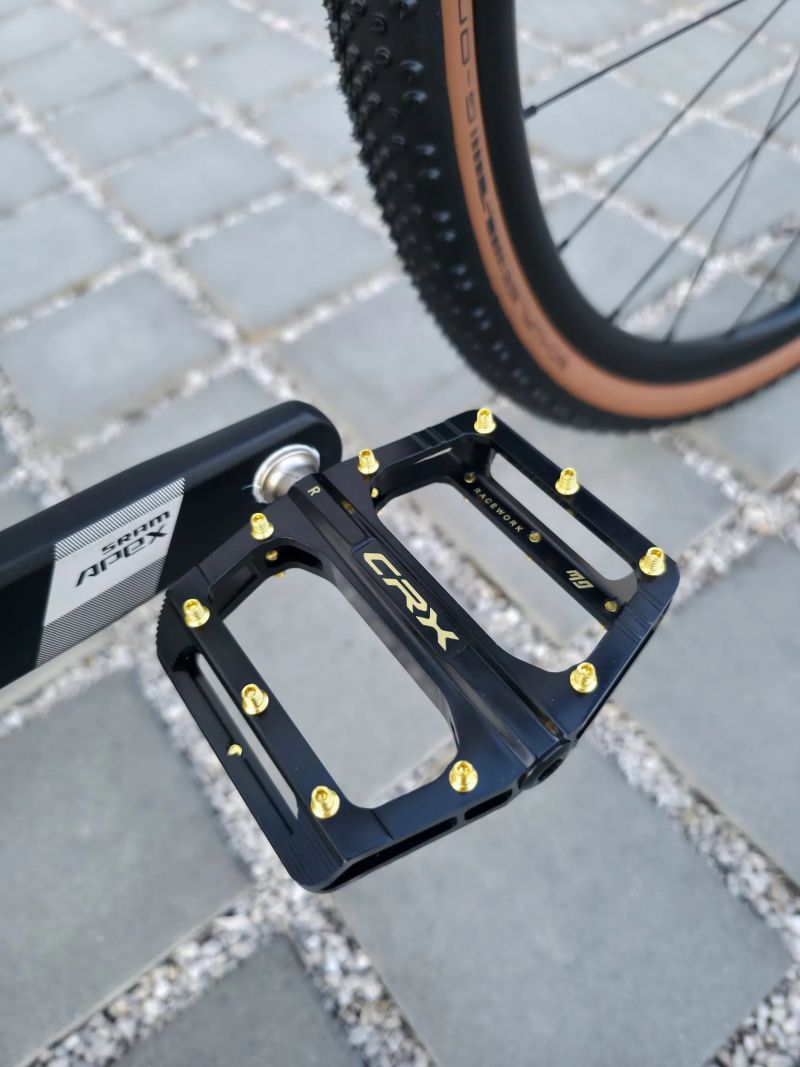 Gravel Canyon Grizl 6 Apex 2024 velikost M / Top stav