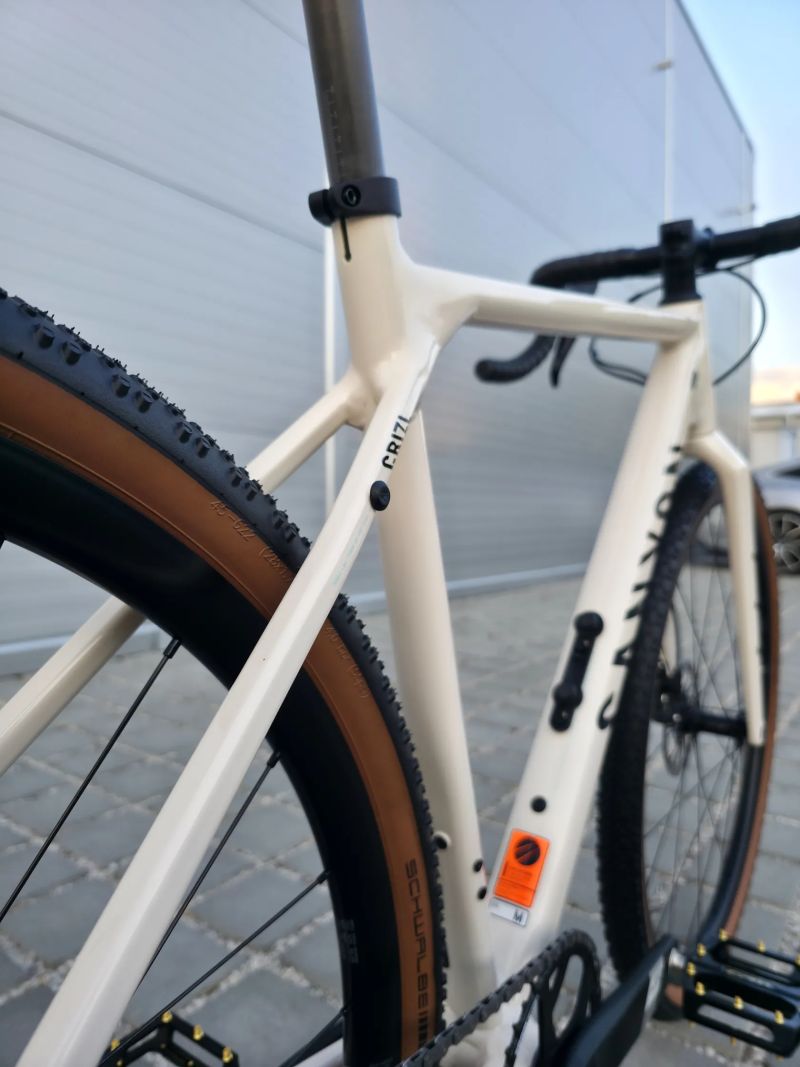 Gravel Canyon Grizl 6 Apex 2024 velikost M / Top stav