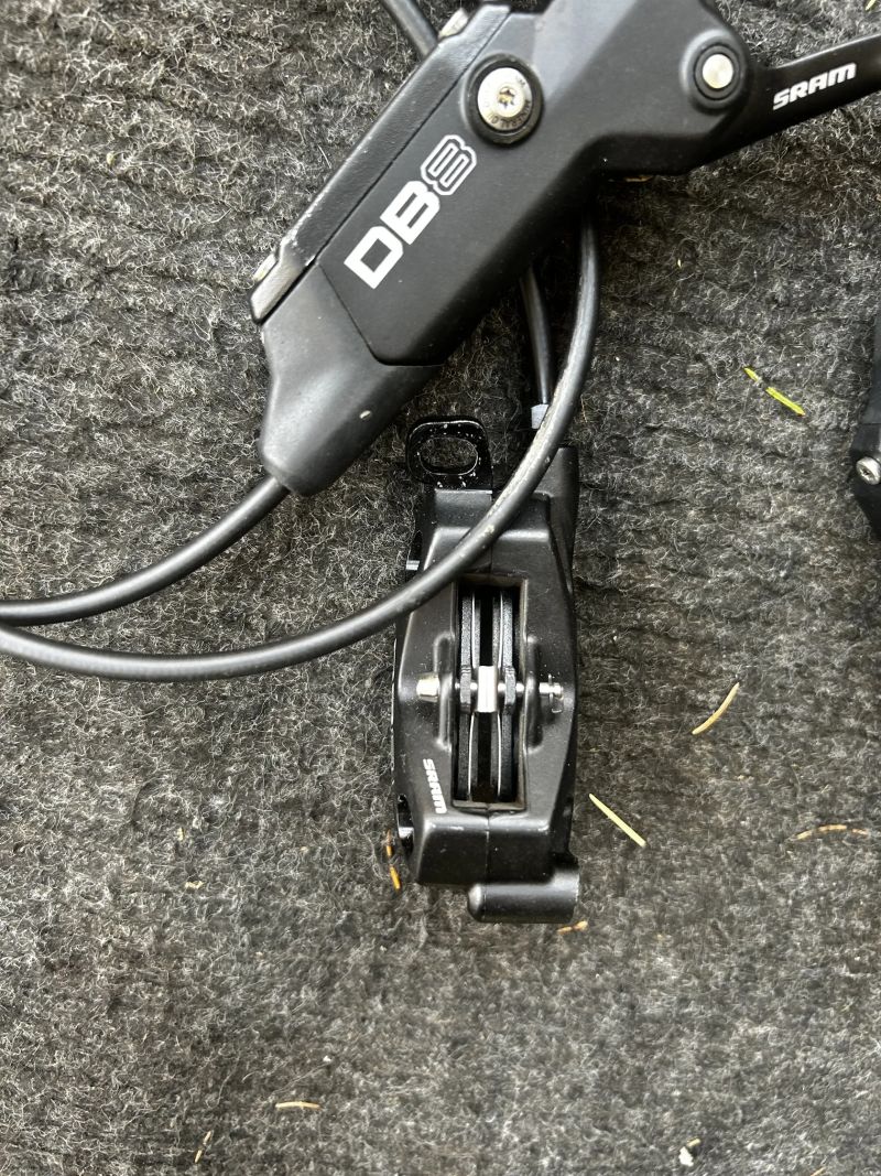 Sram DB 8