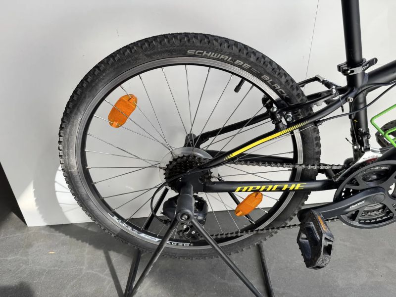 Prodám Apache PONY, 24', 1.majitel, výborný stav,málo používané