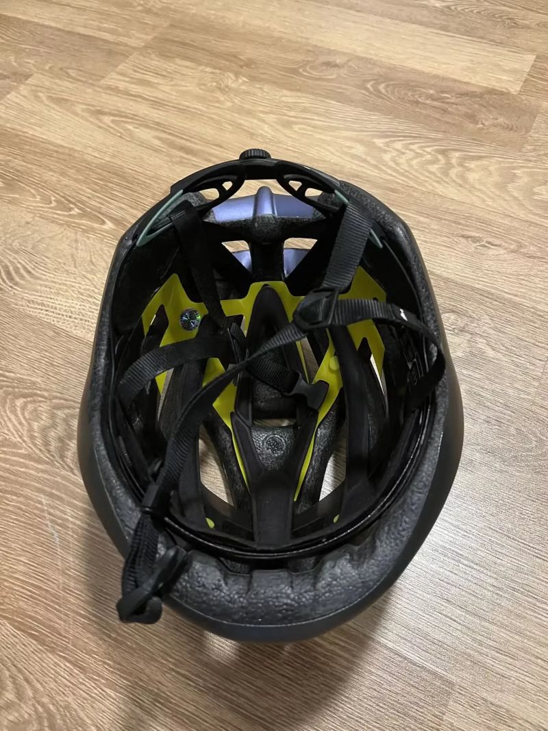 MET Trenta MIPS Road Helmet Iridiscent Grey Matt M
