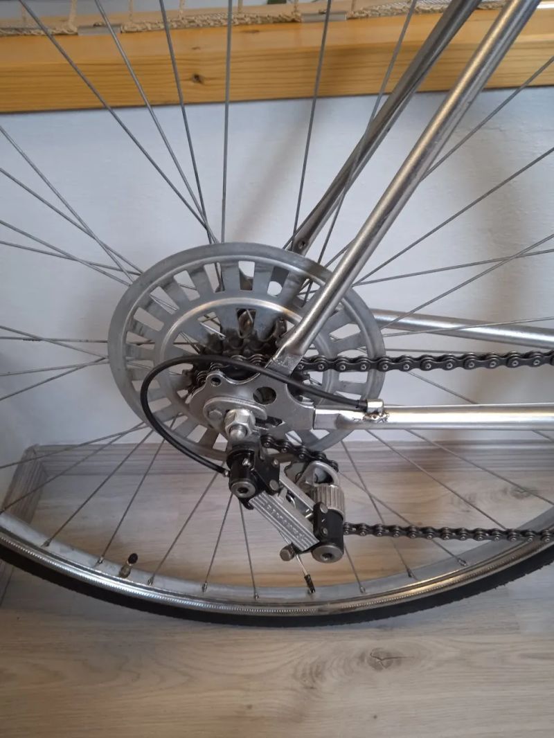 Prodám kompletně repasovaný Favorit Vel.56cm