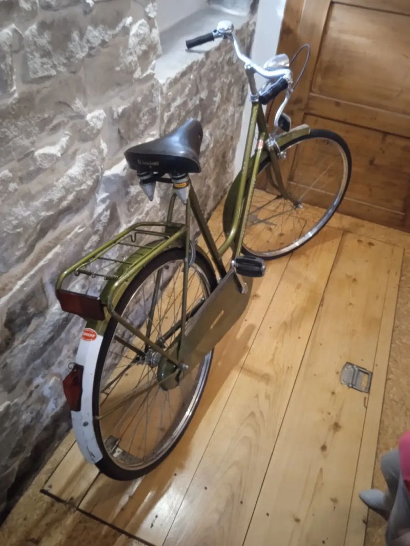 Prodám kopletně zrepasované Holandské kolo Balmoral Highlands