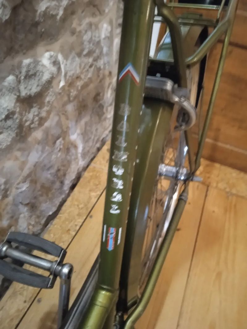 Prodám kopletně zrepasované Holandské kolo Balmoral Highlands