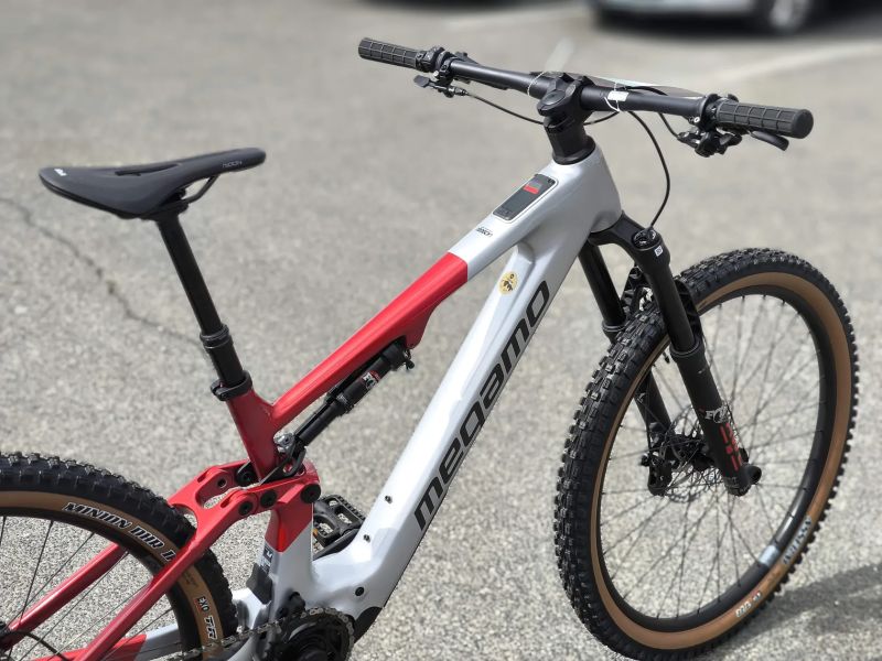 !!!NOVÝ!!! Megamo REASON AL 07 - Dji AVINOX, 800Wh, vel. L