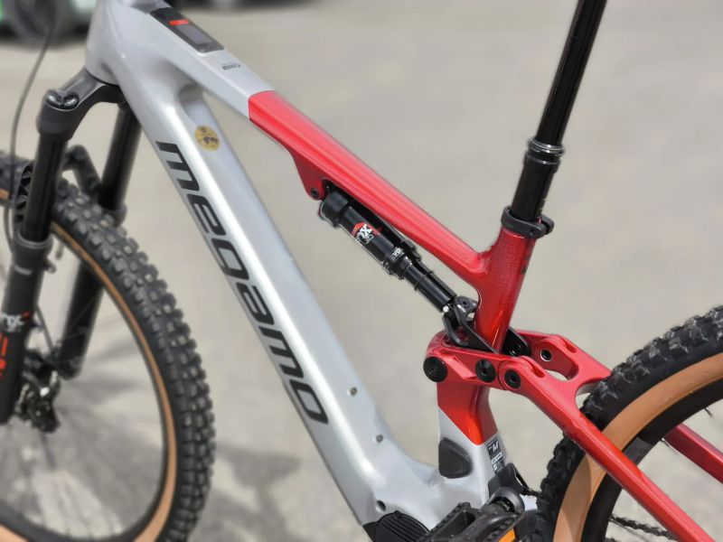 !!!NOVÝ!!! Megamo REASON AL 07 - Dji AVINOX, 800Wh, vel. L