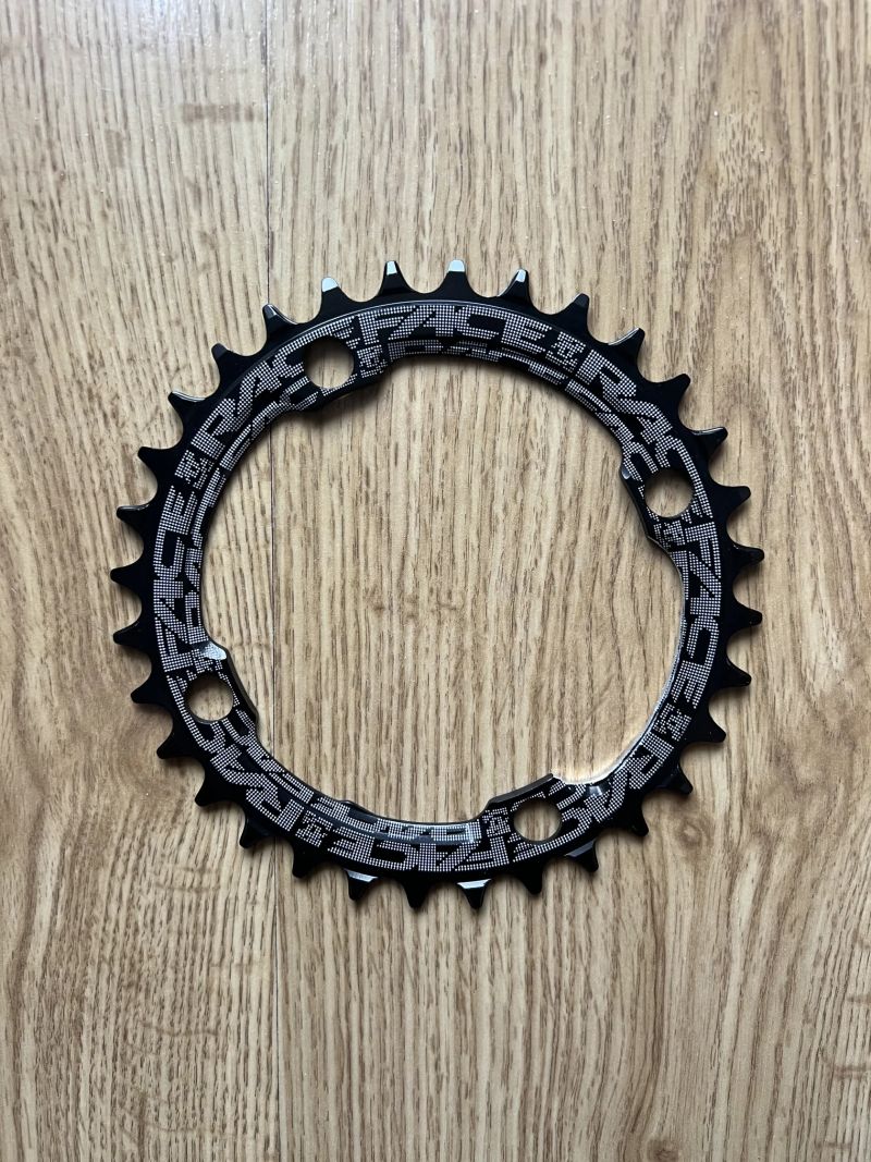 Převodník Race Face 32T BCD 104