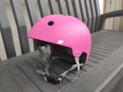 Sportovní přilba (i na kolo) + chrániče zdarma