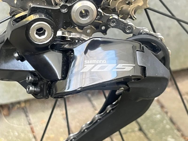 Karbonové silniční kolo Eddy Merckx Mourenx 69, nová sada Shimano 105 2x12s