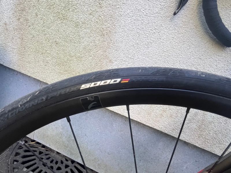 Karbonové silniční kolo Eddy Merckx Mourenx 69, nová sada Shimano 105 2x12s