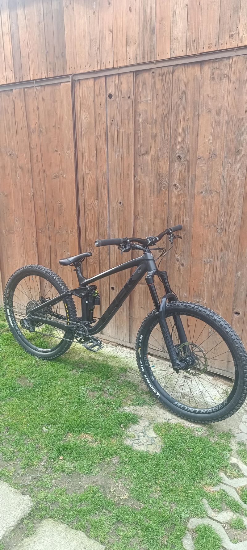Trek Remedy 8